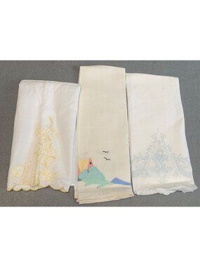 Hand-Embroidered Linen Towel Set - Floral Scenic & Intricate Designs Vintage